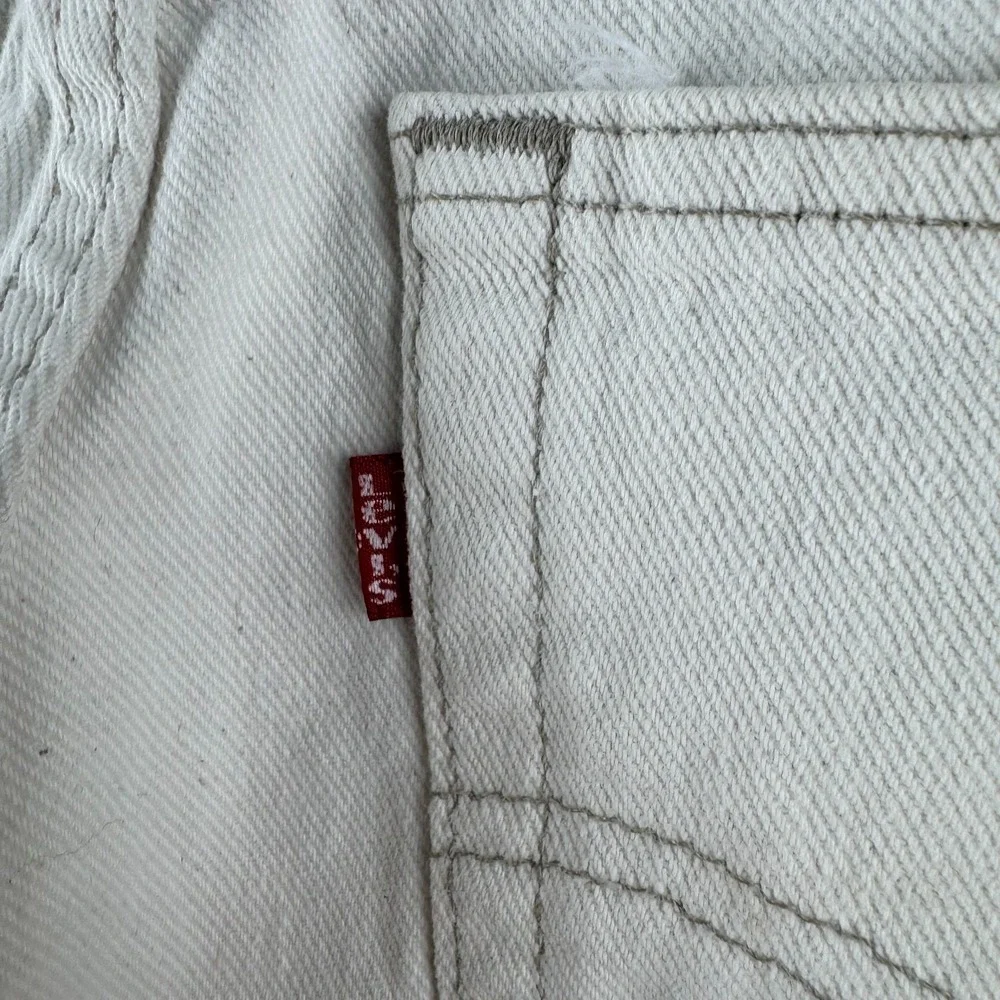 Vintage Levis Jeans Mens 33x30 (Fits 31x31) Cream Denim 505 Straight 90s USA